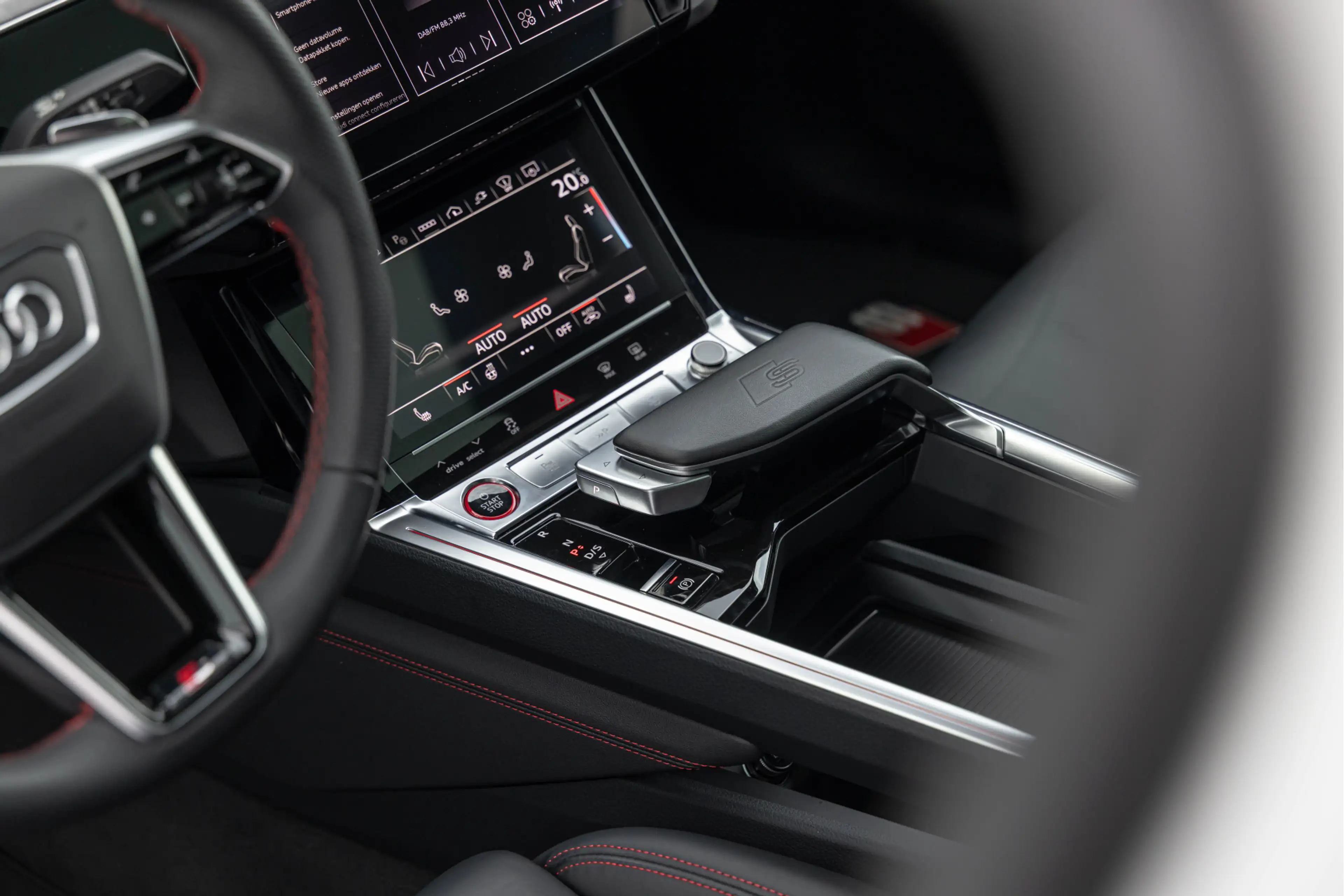 Audi SQ8 e-tron Sportback 503pk Quattro 115 kWh Pano S-stoelen B&O — photo 24