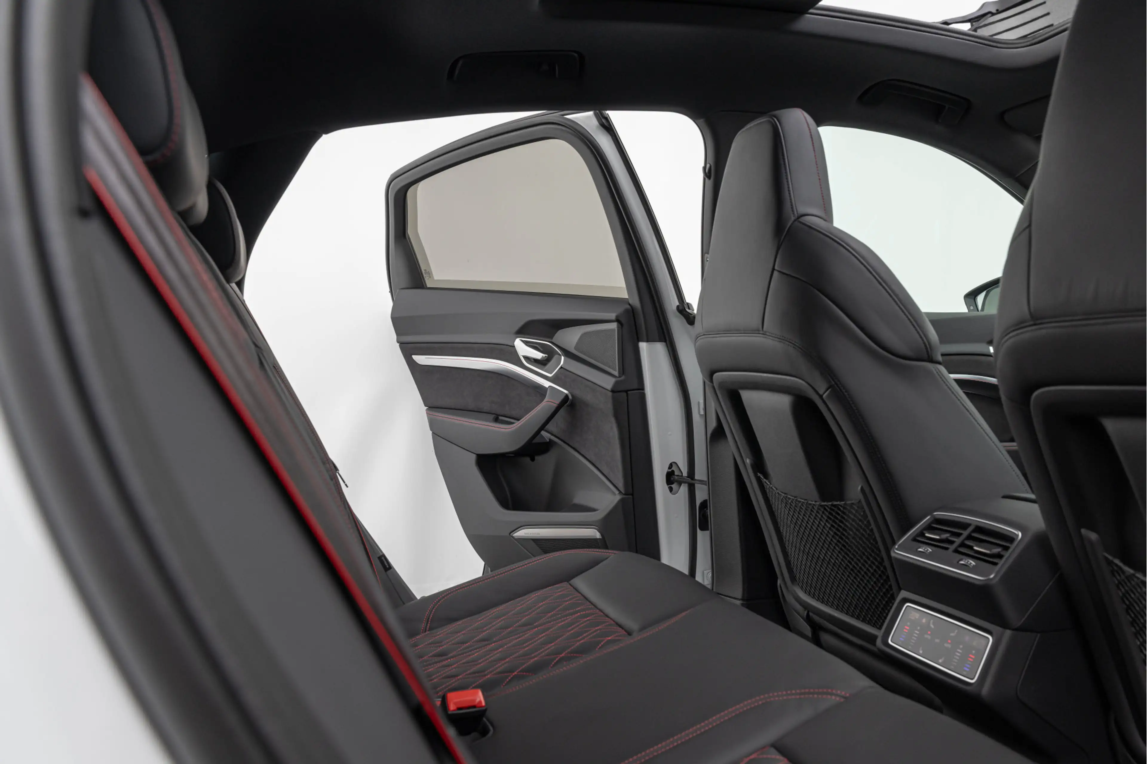 Audi SQ8 e-tron Sportback 503pk Quattro 115 kWh Pano S-stoelen B&O — photo 16