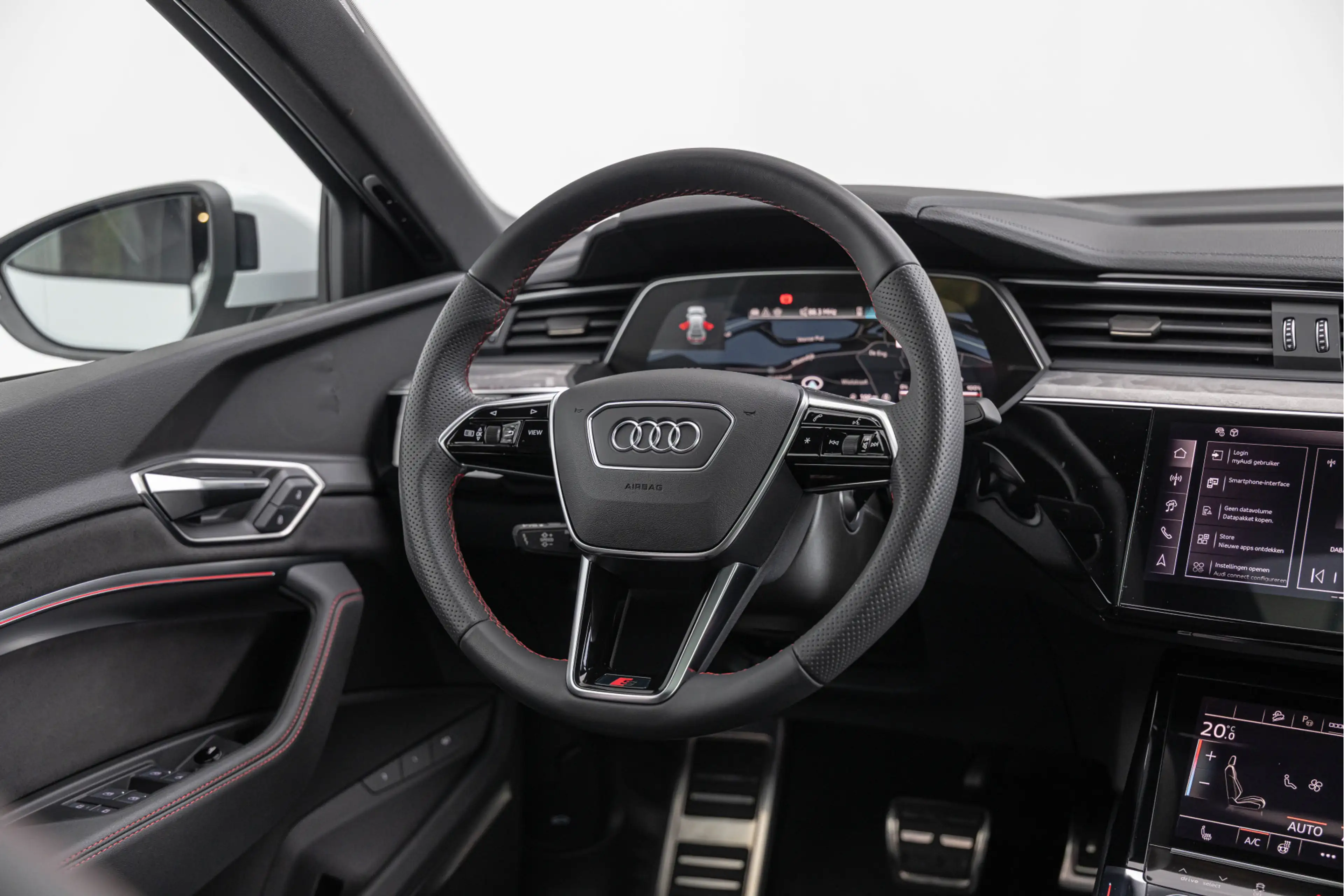 Audi SQ8 e-tron Sportback 503pk Quattro 115 kWh Pano S-stoelen B&O — photo 17