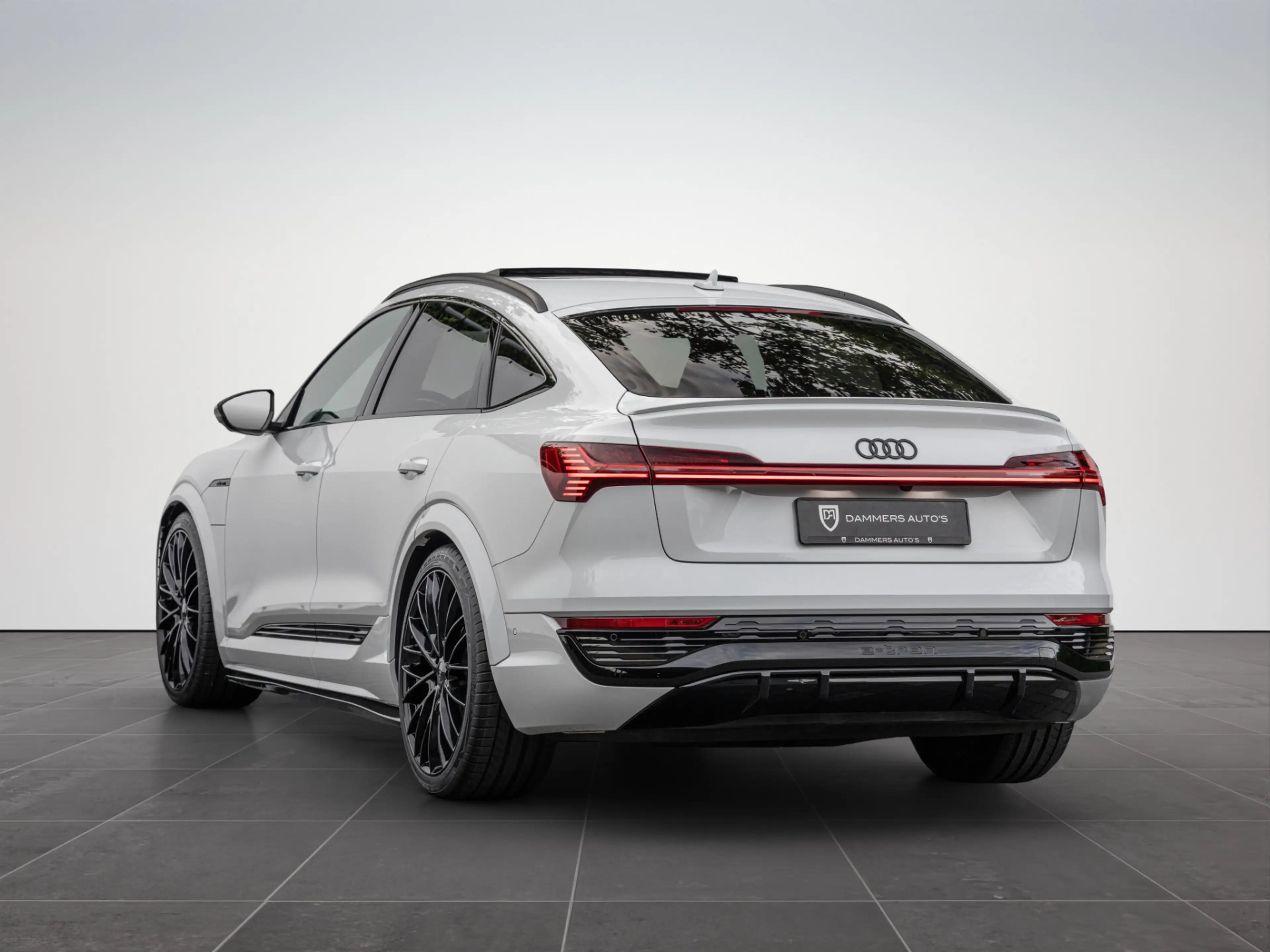 Audi SQ8 e-tron Sportback 503pk Quattro 115 kWh Pano S-stoelen B&O — photo 2