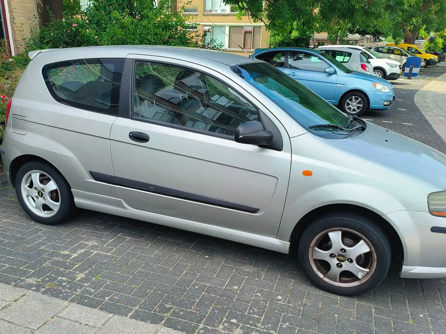 Chevrolet Kalos Kalos 1.4-16V Spirit Gris - 1