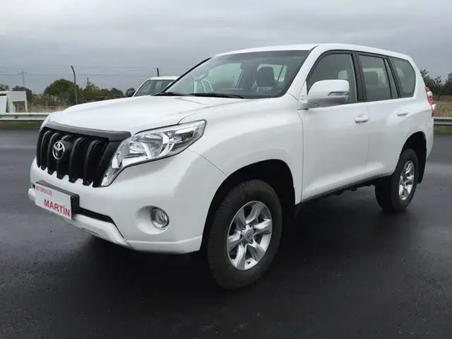 Toyota Land Cruiser D-4D VX