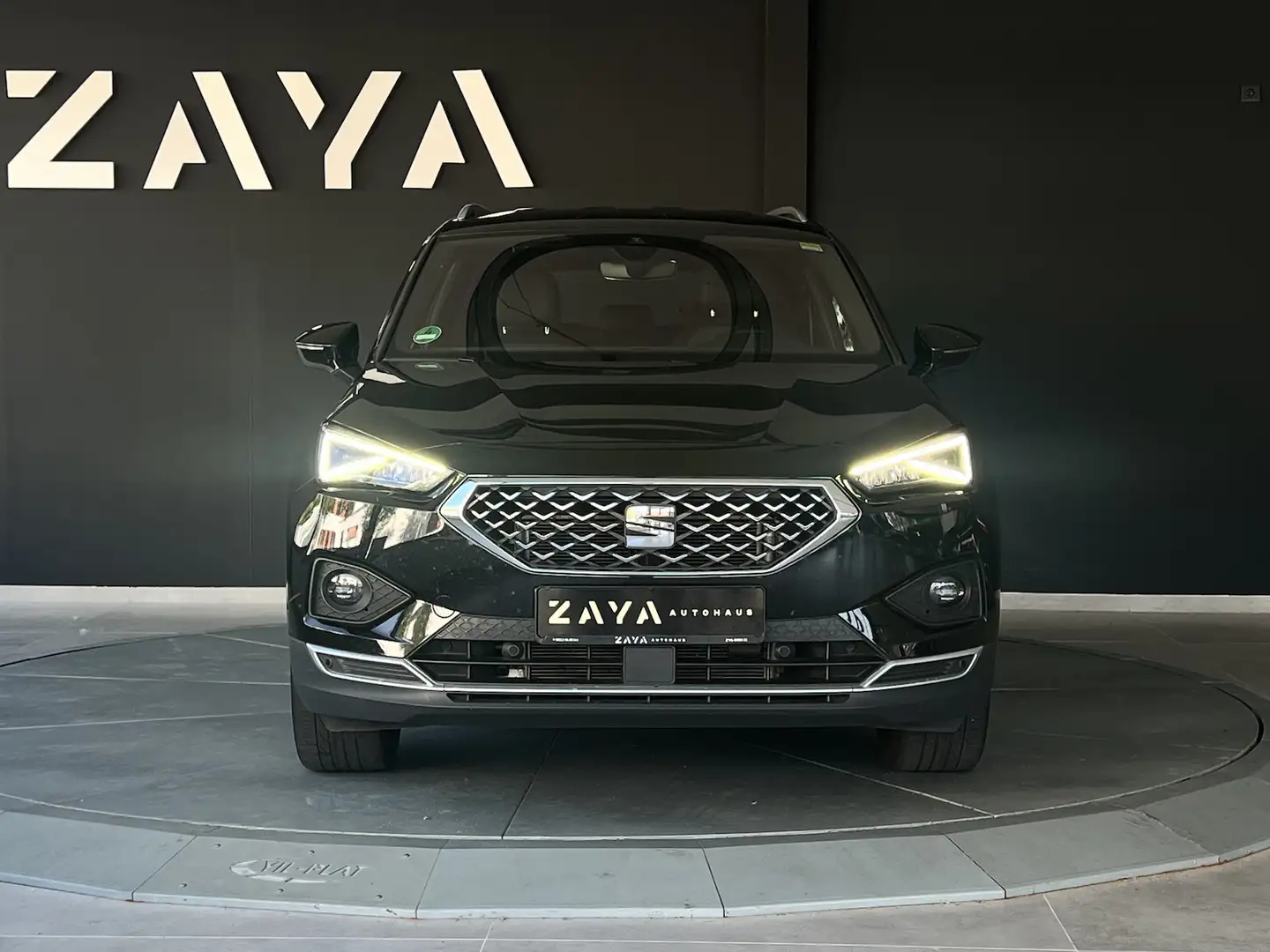 SEAT Tarraco 2.0 TDI Xcellence*7-S*AHK*R-KAMERA* Zwart - 2