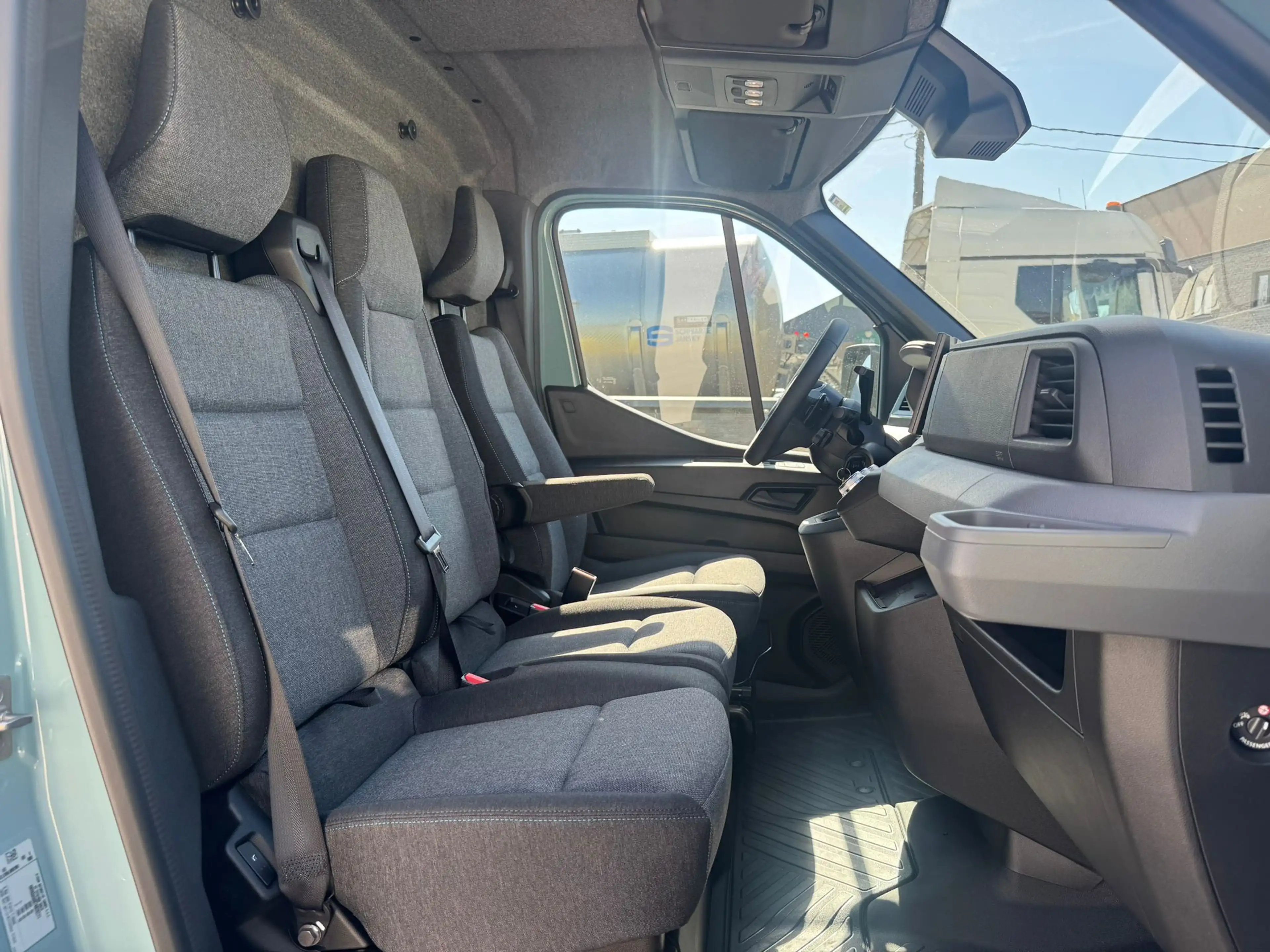 Nissan Interstar TEKNA * 2.0DCI * AUT * 170PK * L2H2 * NIEUW*32000+ — photo 11