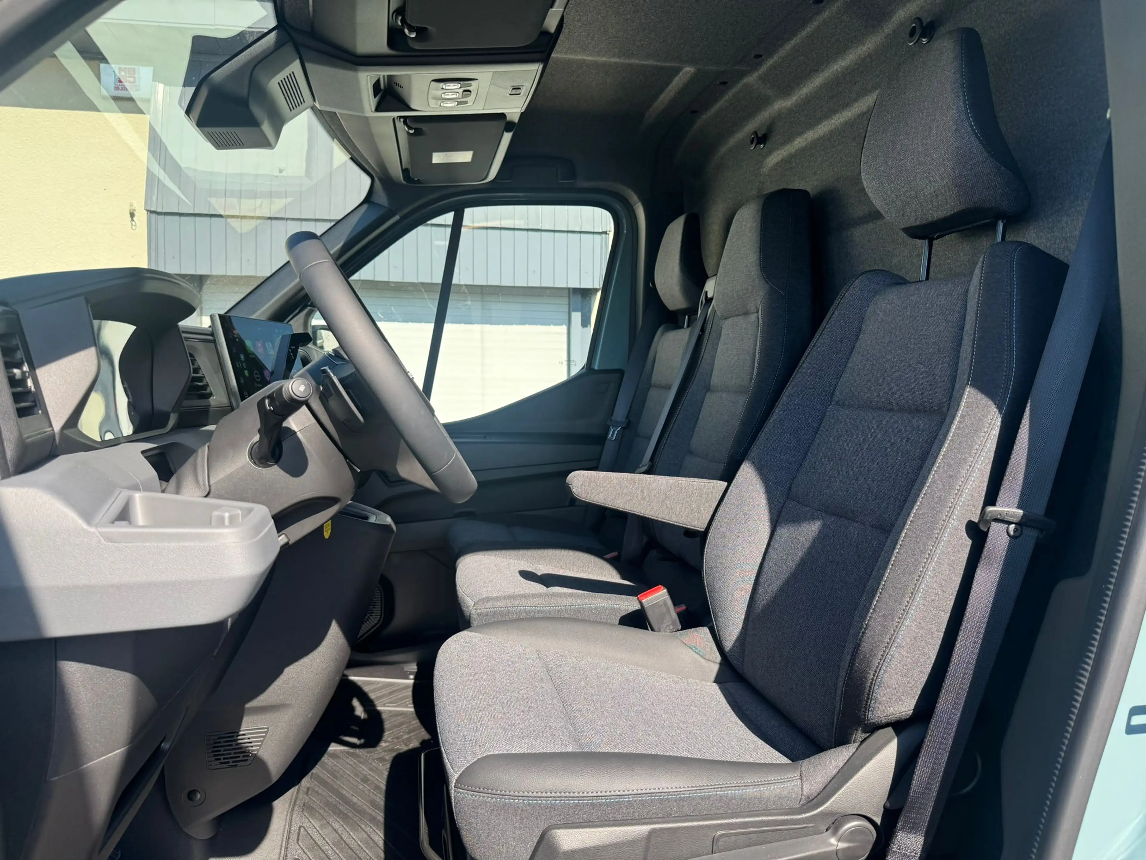 Nissan Interstar TEKNA * 2.0DCI * AUT * 170PK * L2H2 * NIEUW*32000+ — photo 9