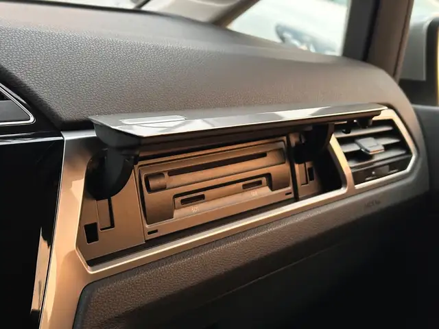 Volkswagen Touran view 15