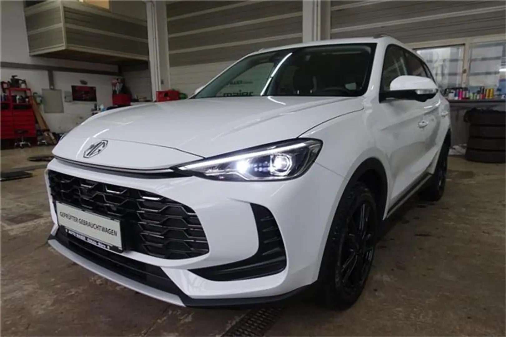 MG ZS 1.5 Hybrid+ Luxury Blanc - 1