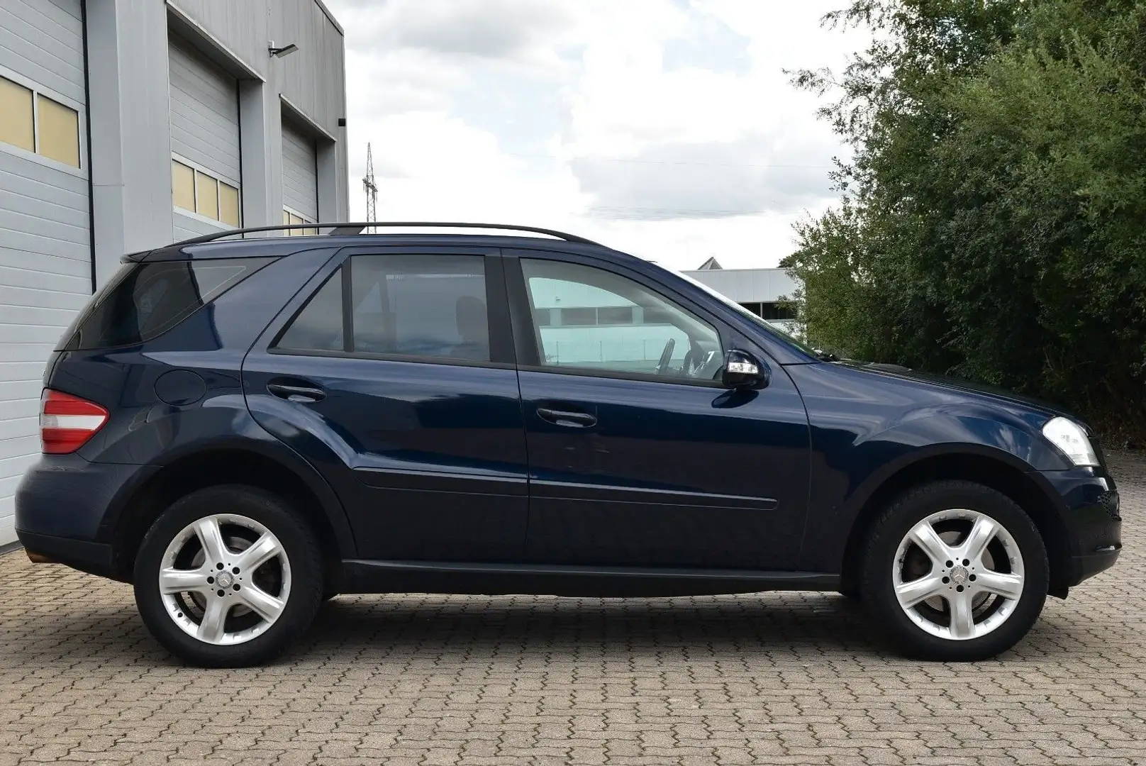 Mercedes-Benz ML 320 CDI 4Matic Bixenon/Aut./Temp./Klima/Leder Blau - 2