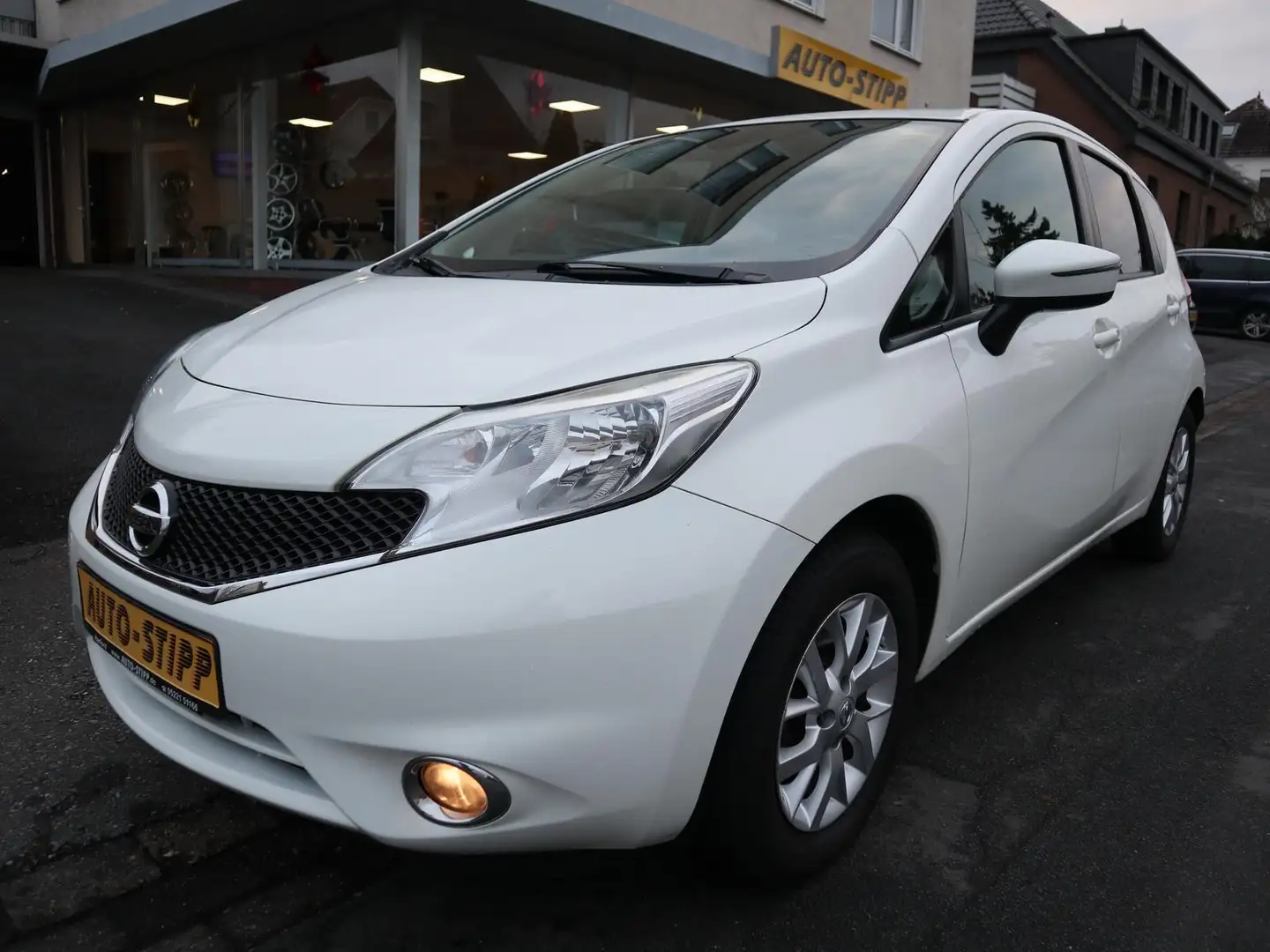 Nissan Note 1.2 Acenta Plus NAVI TEMP KEYLESS DAB BLUET Weiß - 1