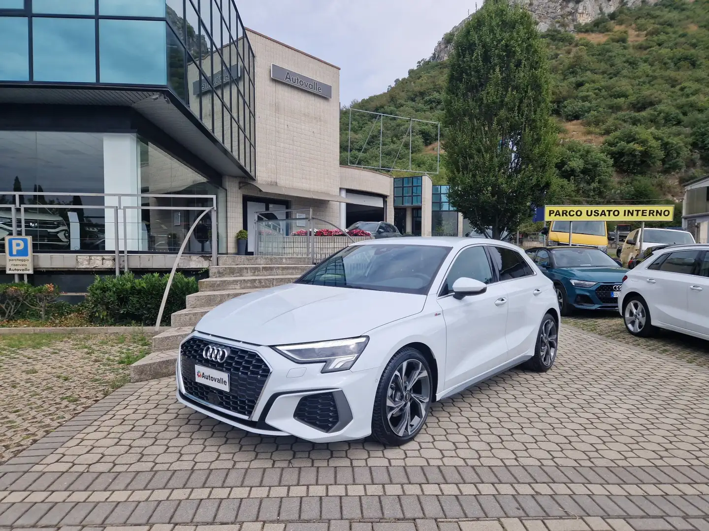 Audi A3 SPB 35 TFSI S tronic S line edition Bianco - 1