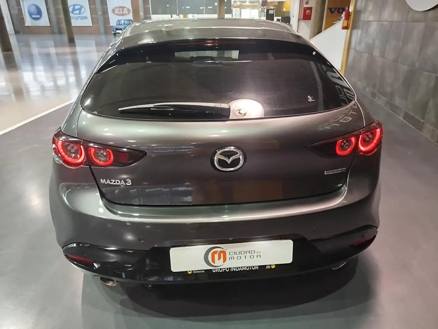 Mazda 3 2.0 e-Skyactiv-X Zenith 132kW Gris - 2