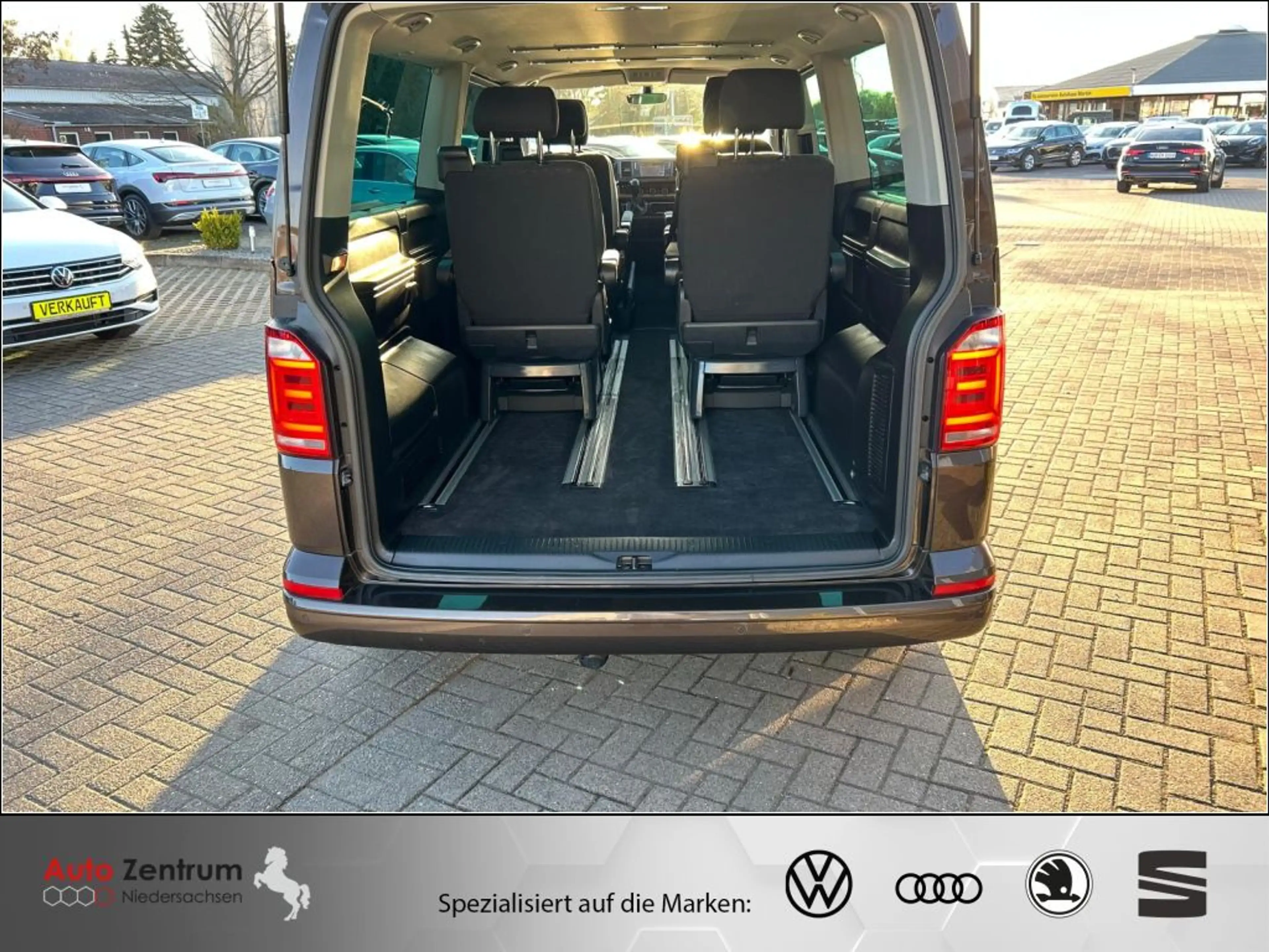 Volkswagen Transporter Multivan Lang 6-Sitzer 4M AZN-Haus-Förderung* AHK — photo 10