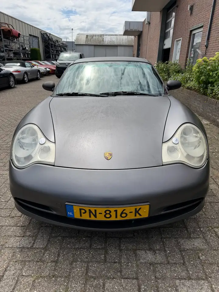 Porsche 911 3.6 Coupé Carrera 4, foto 2