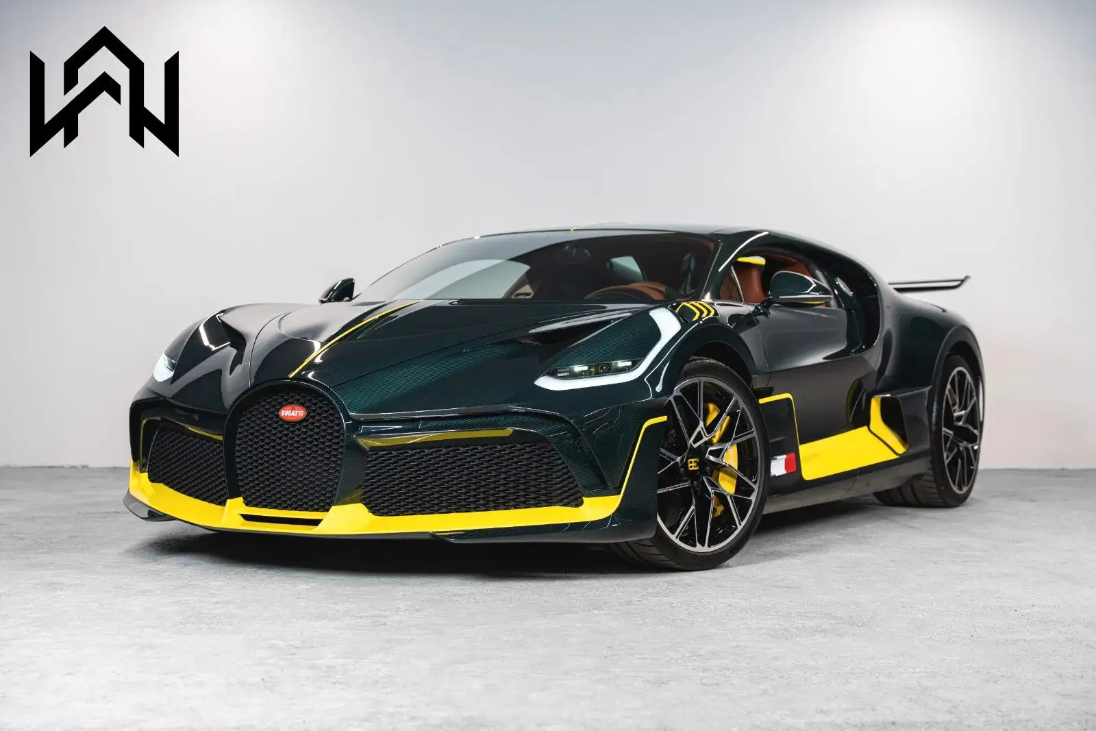 Bugatti DIVO | 1of5 EXPOSEDCARBON | 1of40| READY CAR |