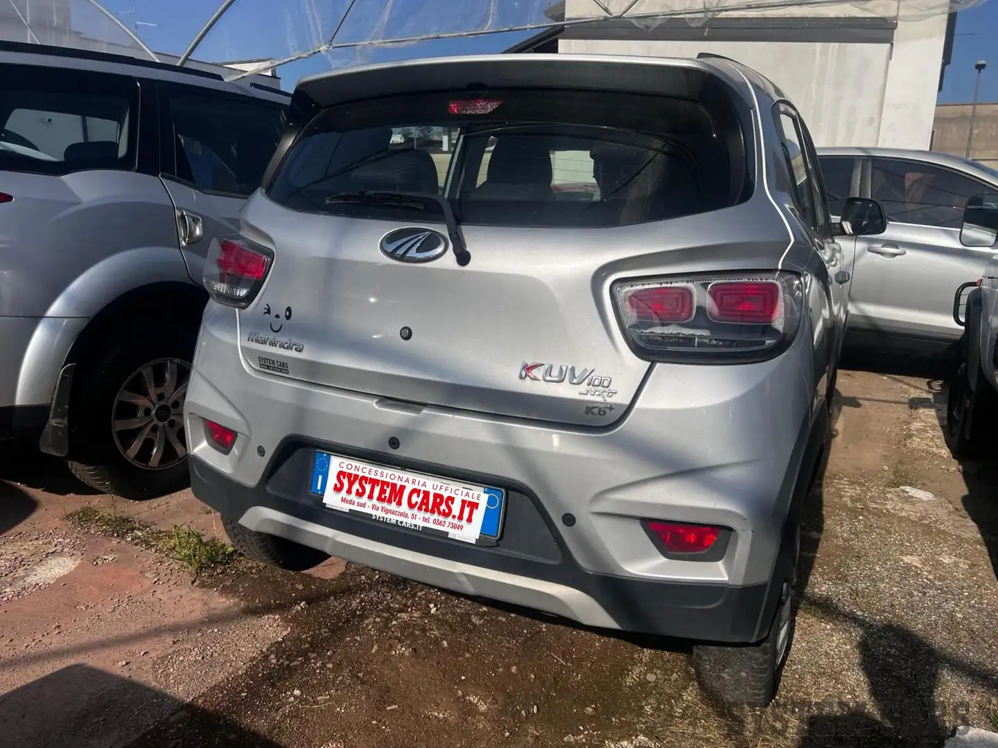 Mahindra KUV100 1.2 K6+ - GPL - OK NEOPATENTATI Silber - 2