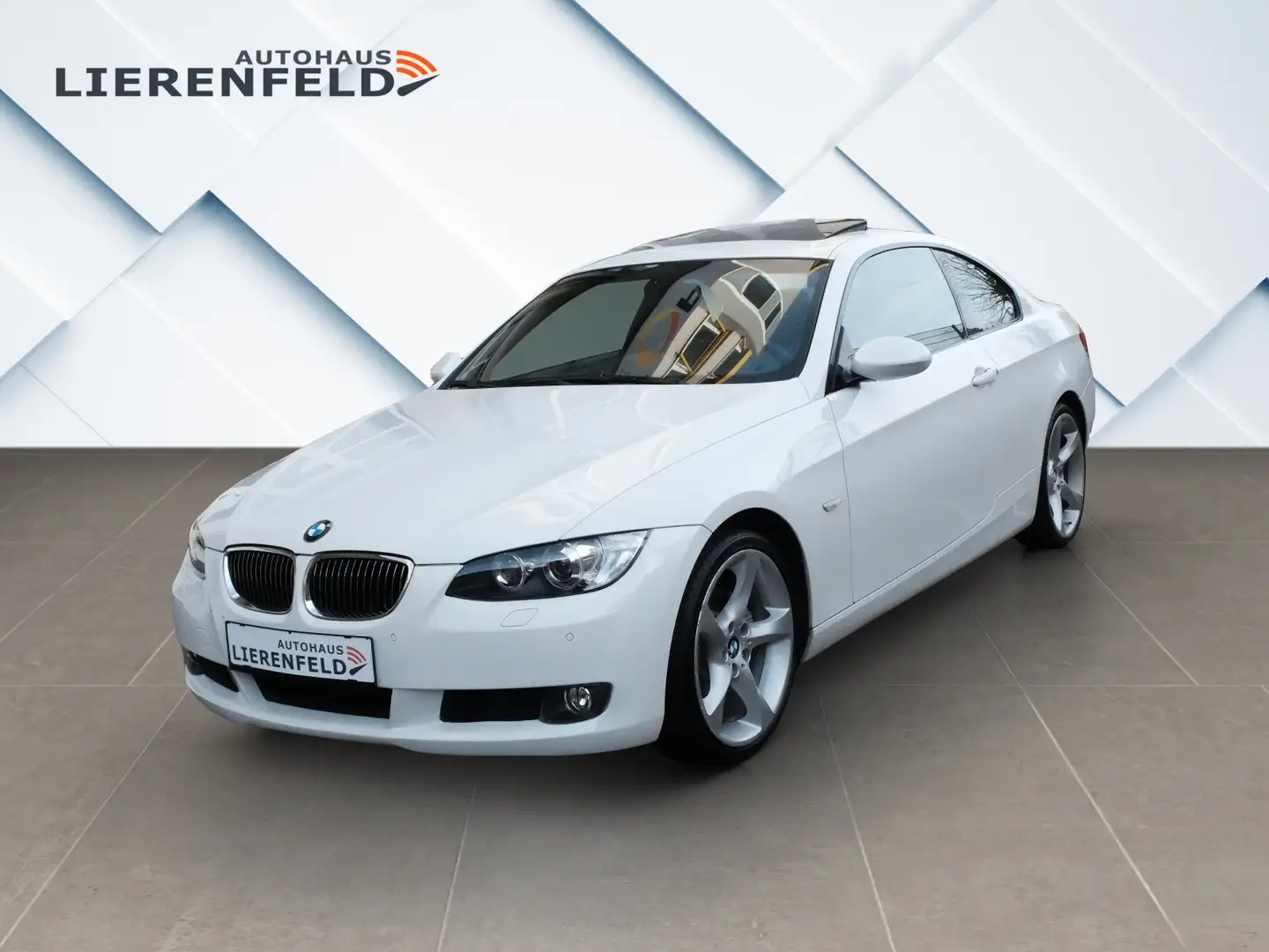 BMW 325 i Coupe Automatik Leder Navi 1.Hand Blanc - 1