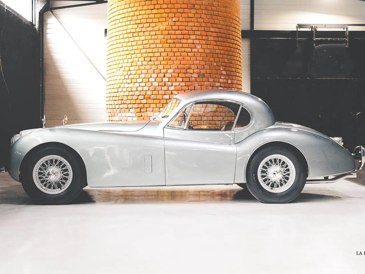 Jaguar XK, foto 2