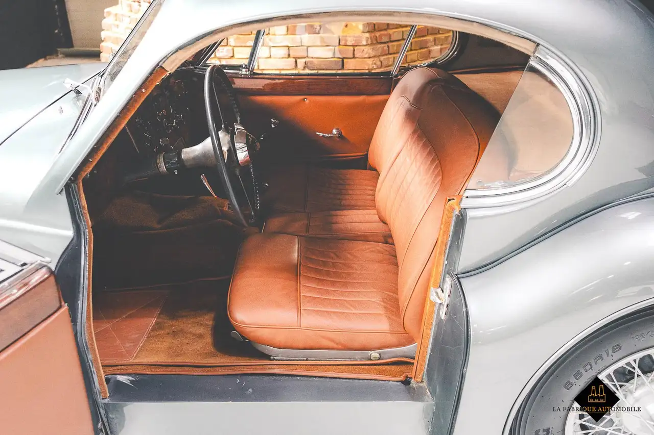 Jaguar XK, foto 9