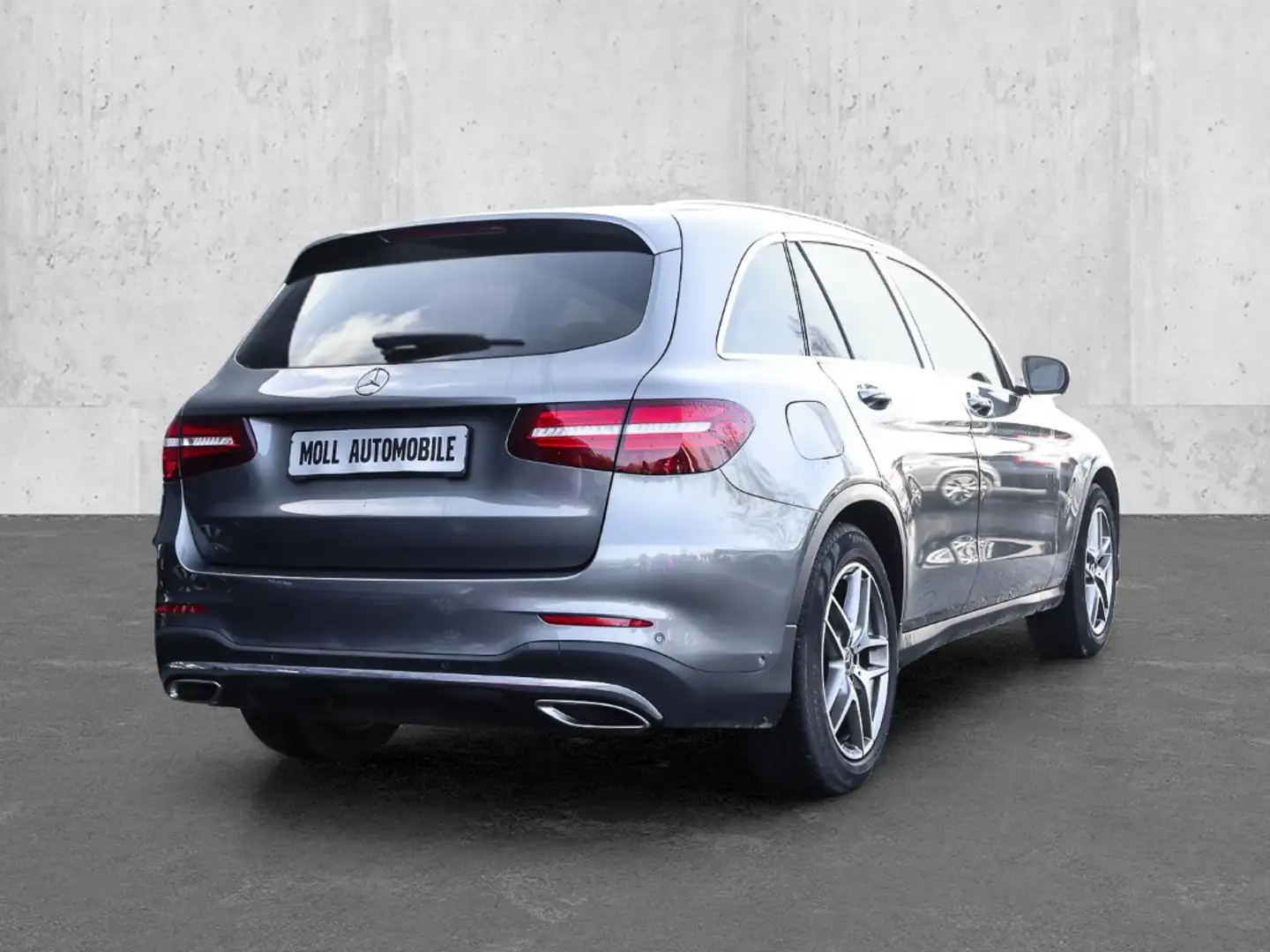 Mercedes-Benz GLC 250 4Matic AMG Paket AHK Panorama Sportpaket AHK-klapp Grau - 2