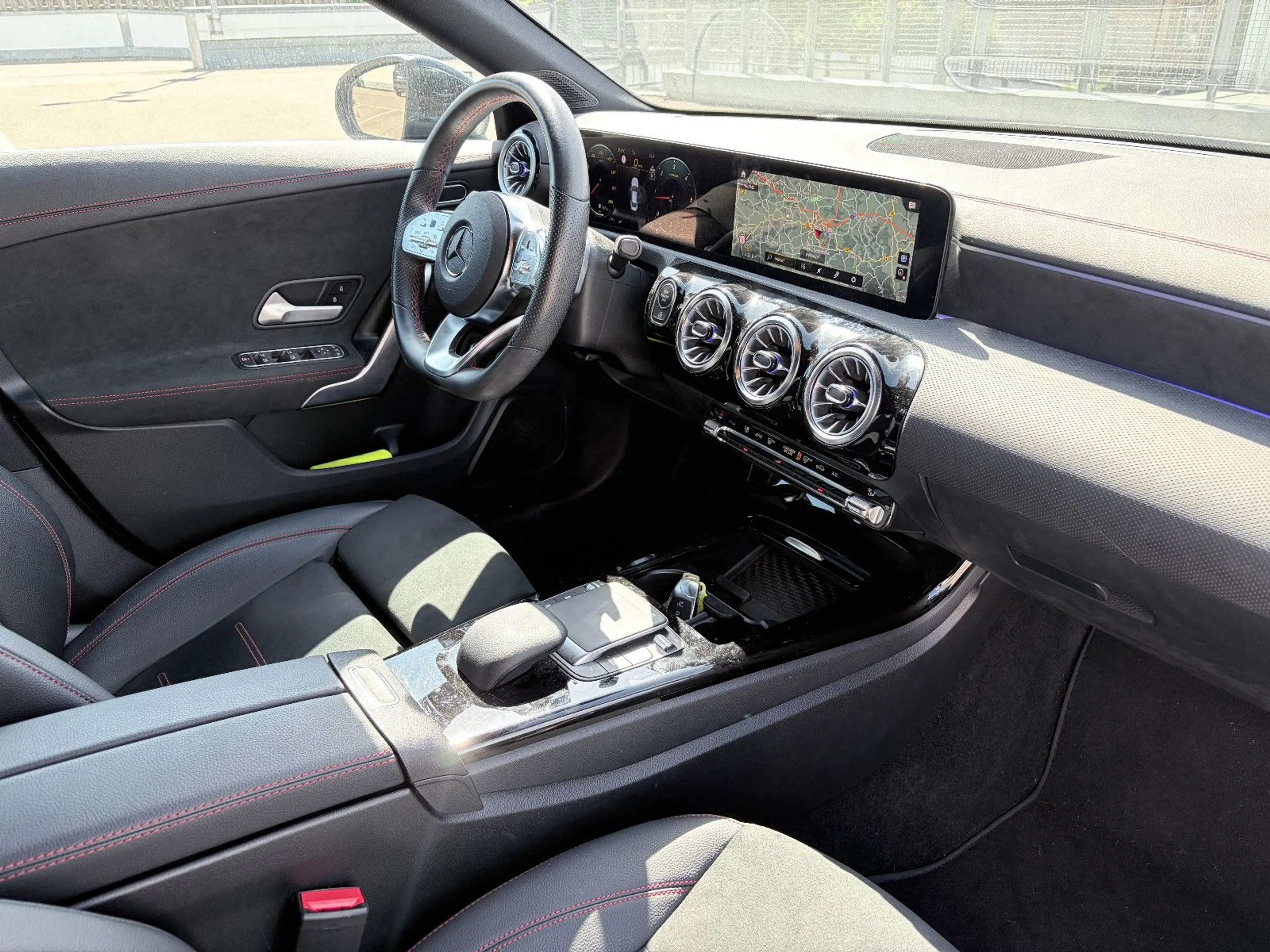 Mercedes-Benz CLA 220 d AMG Line MEDIA-DISPLAY/KAMERA/AHK/19" — photo 9