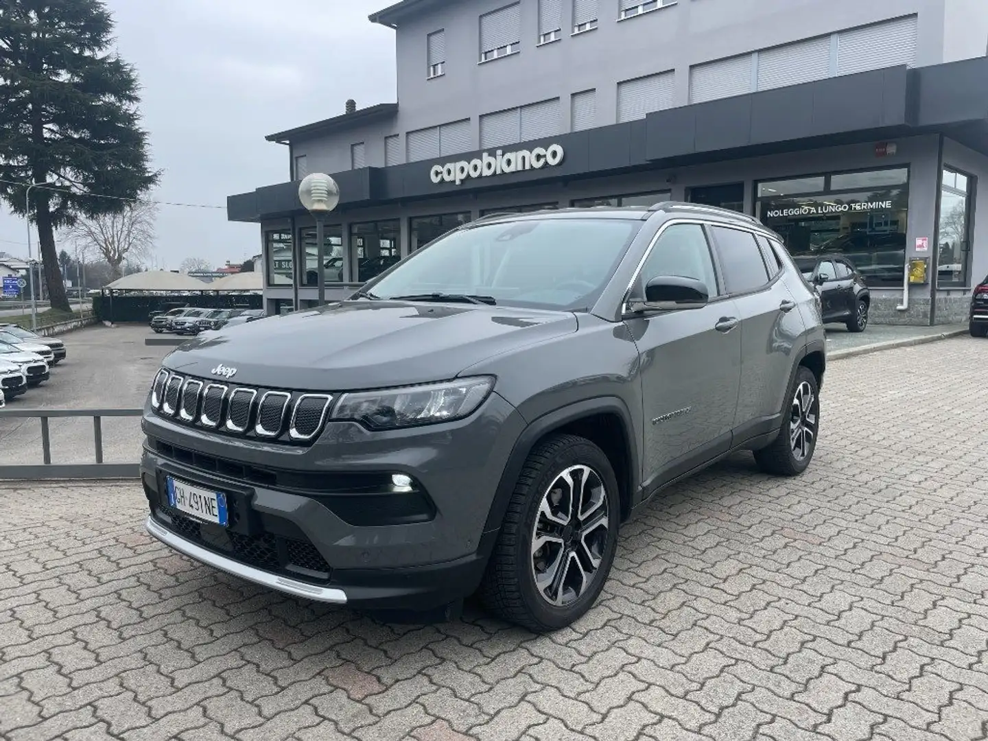 Jeep Compass 1.6 Multijet II 2WD Limited Grau - 1