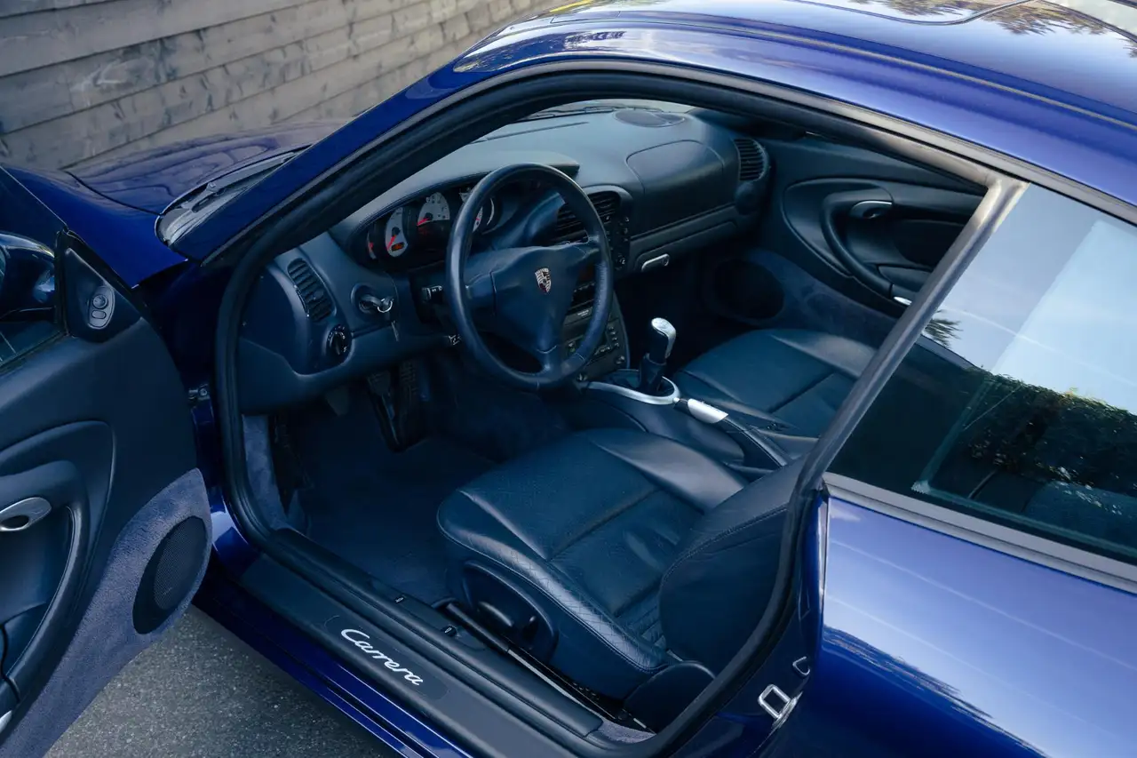 Porsche 996 3.6 Coupé Carrera - Eerste lak - Handgeschakeld -, foto 4