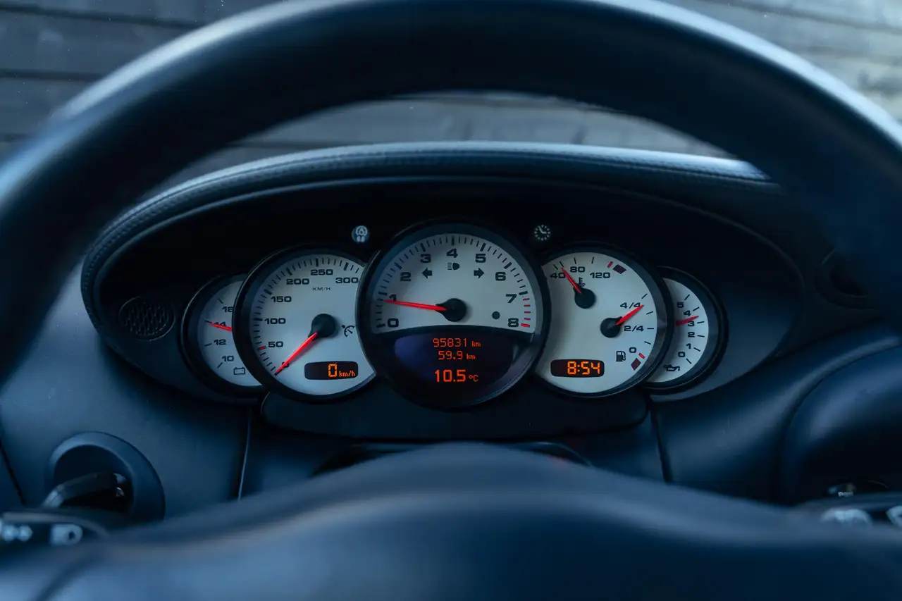 Porsche 996 3.6 Coupé Carrera - Eerste lak - Handgeschakeld -, foto 3