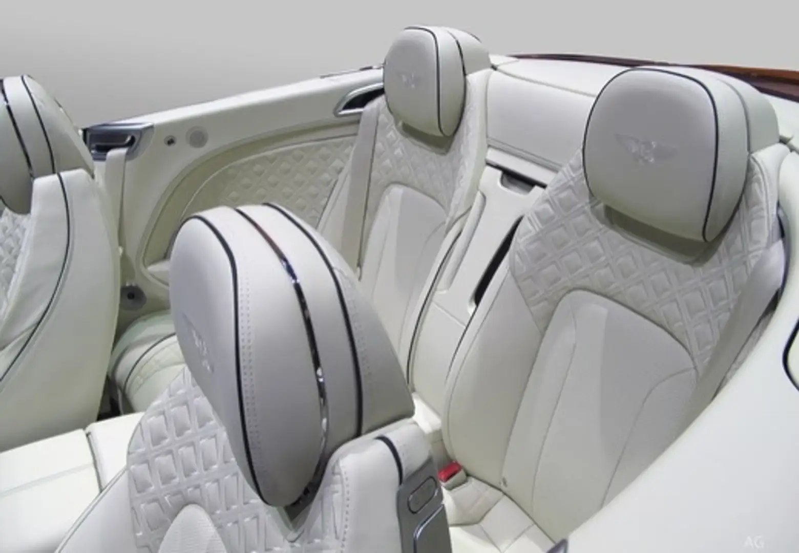 Bentley Continental GT Mulliner Convertible V8 - 1