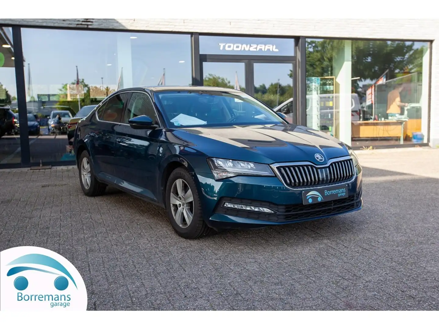 Skoda Superb 1.5 TSI ACT BUSINESS NAVI/OPEN DAK/AUTOMAAT/CARPLA Blauw - 1