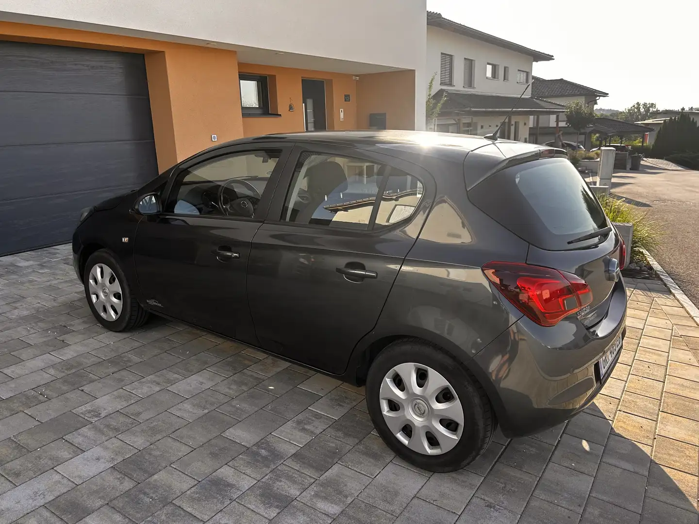 Opel Corsa 1,2 Österreich Edition - 2