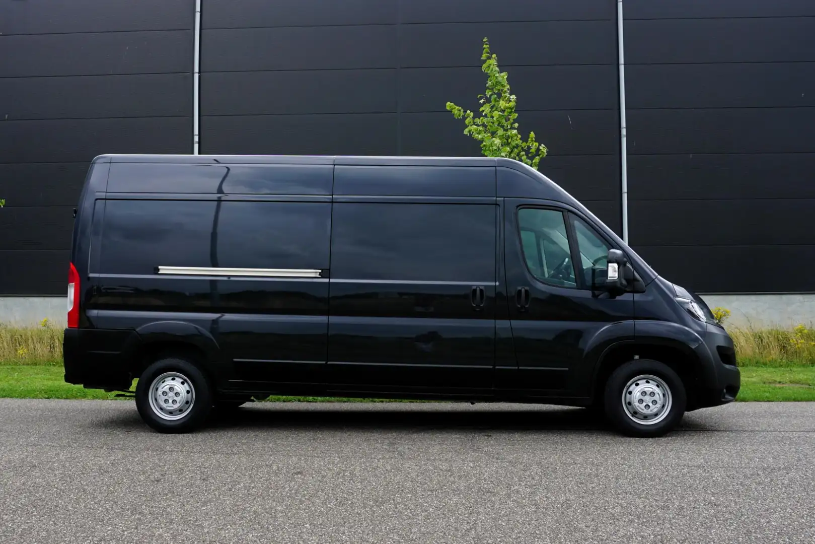 Peugeot Boxer 2.2 BlueHDi 165 L3H2 3.5t In Topstaat |165 pk |Met Noir - 2