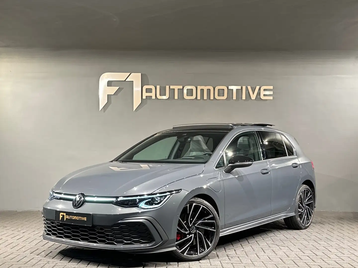 Volkswagen Golf GTE 1.4 eHybrid Pano|Keyl|IQ|Memory|HuD|Leer Gris - 1