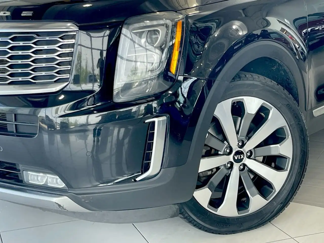 Kia Telluride снимка Kia Telluride