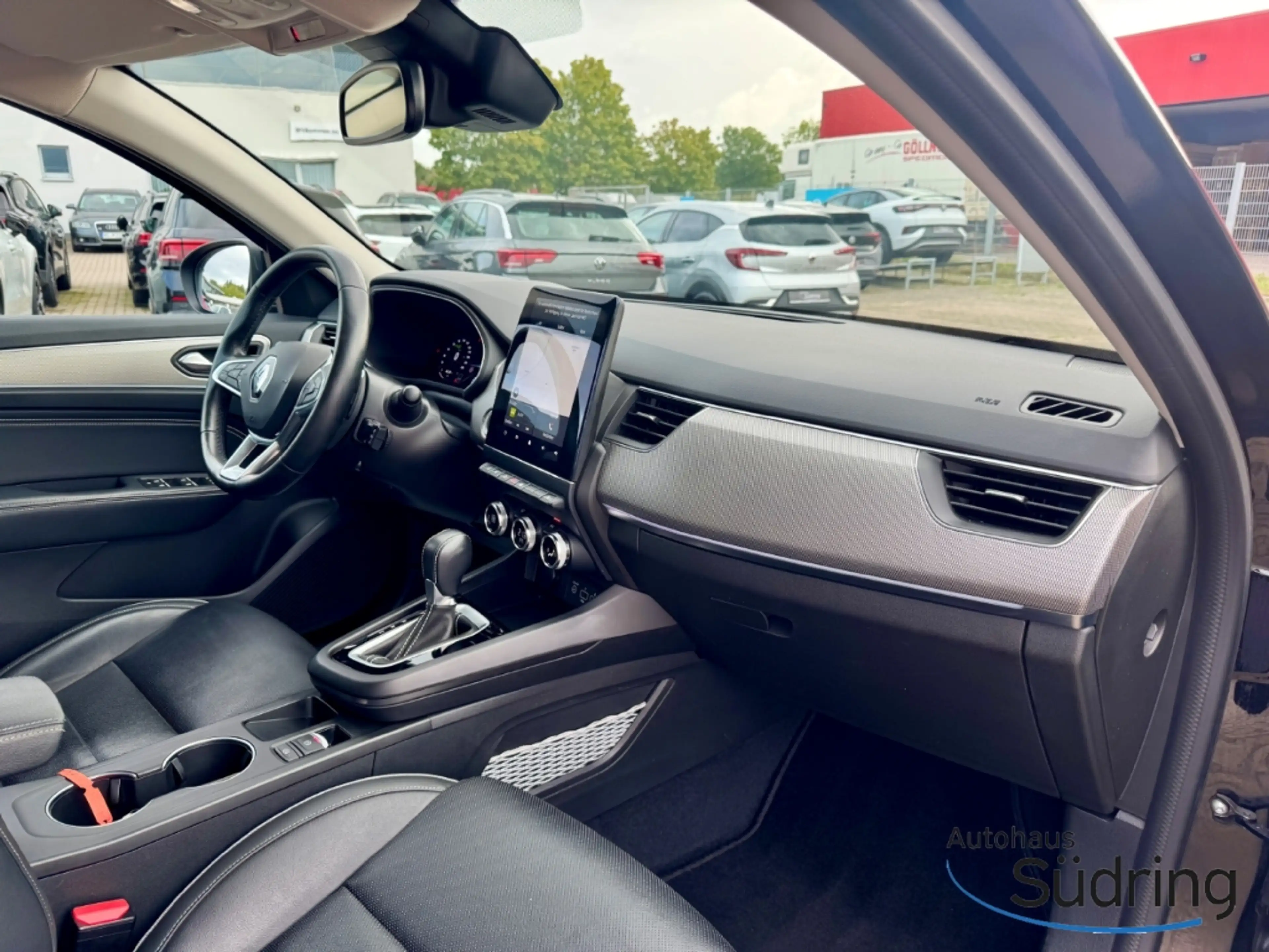 Renault Arkana 1,3 TCe140 Intens AHK Navi Leder LED ACC — photo 10