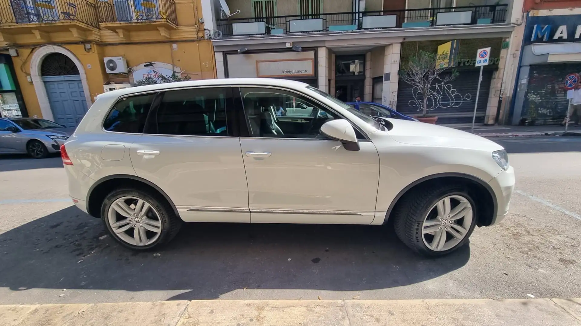 Volkswagen Touareg Touareg II 3.0 V6 tdi Executive 245cv Bianco - 1