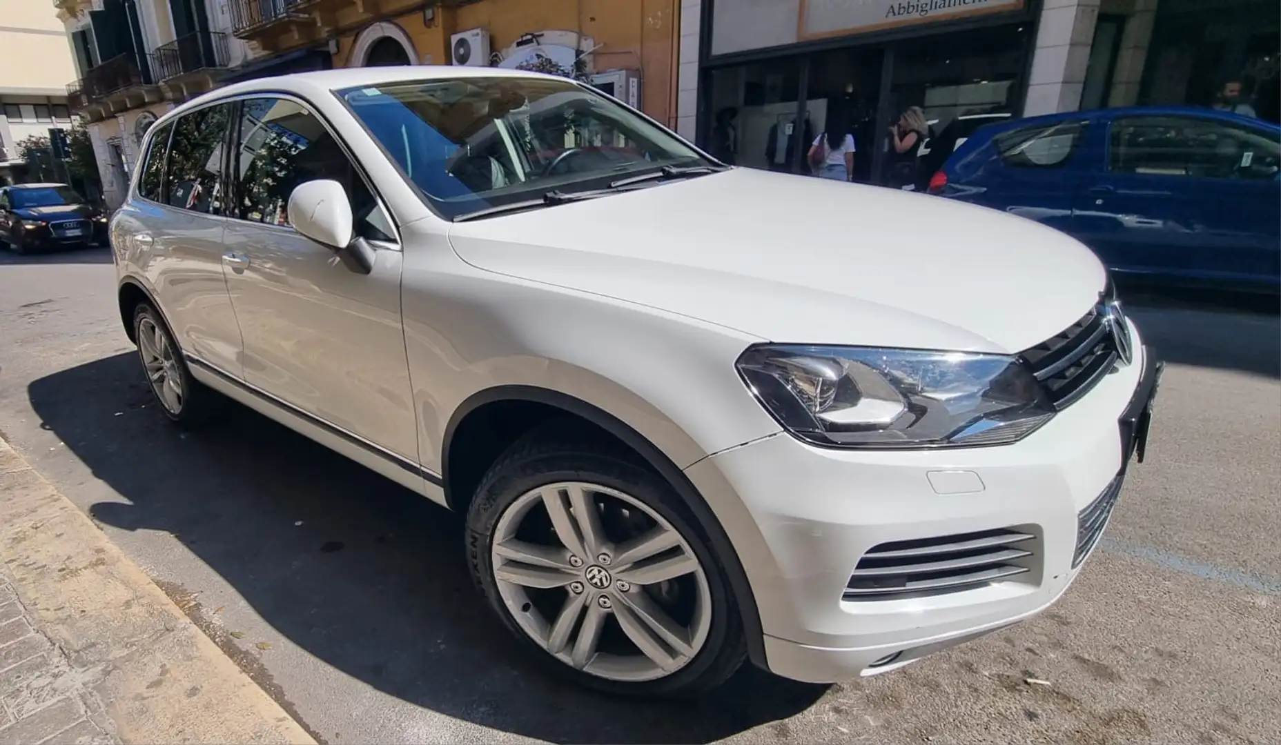 Volkswagen Touareg Touareg II 3.0 V6 tdi Executive 245cv Bianco - 2