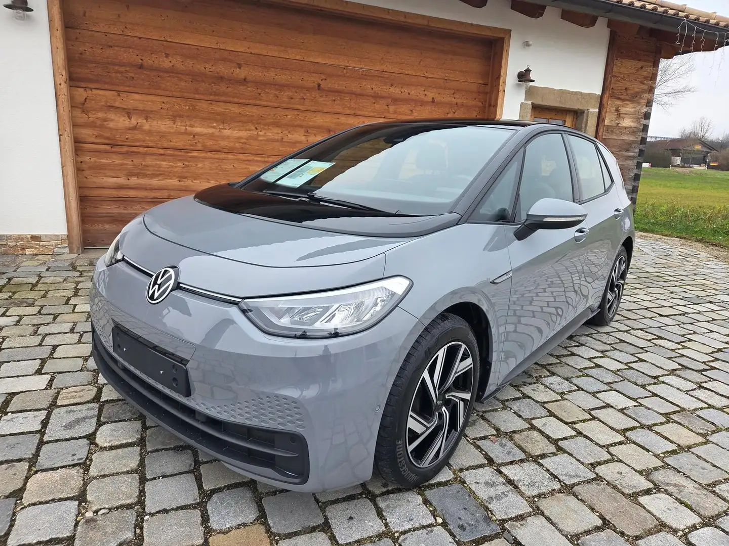 Volkswagen ID.3 Pro, Komfort-Paket, ACC, PDC v+h, RFK, Isofix Grau - 1