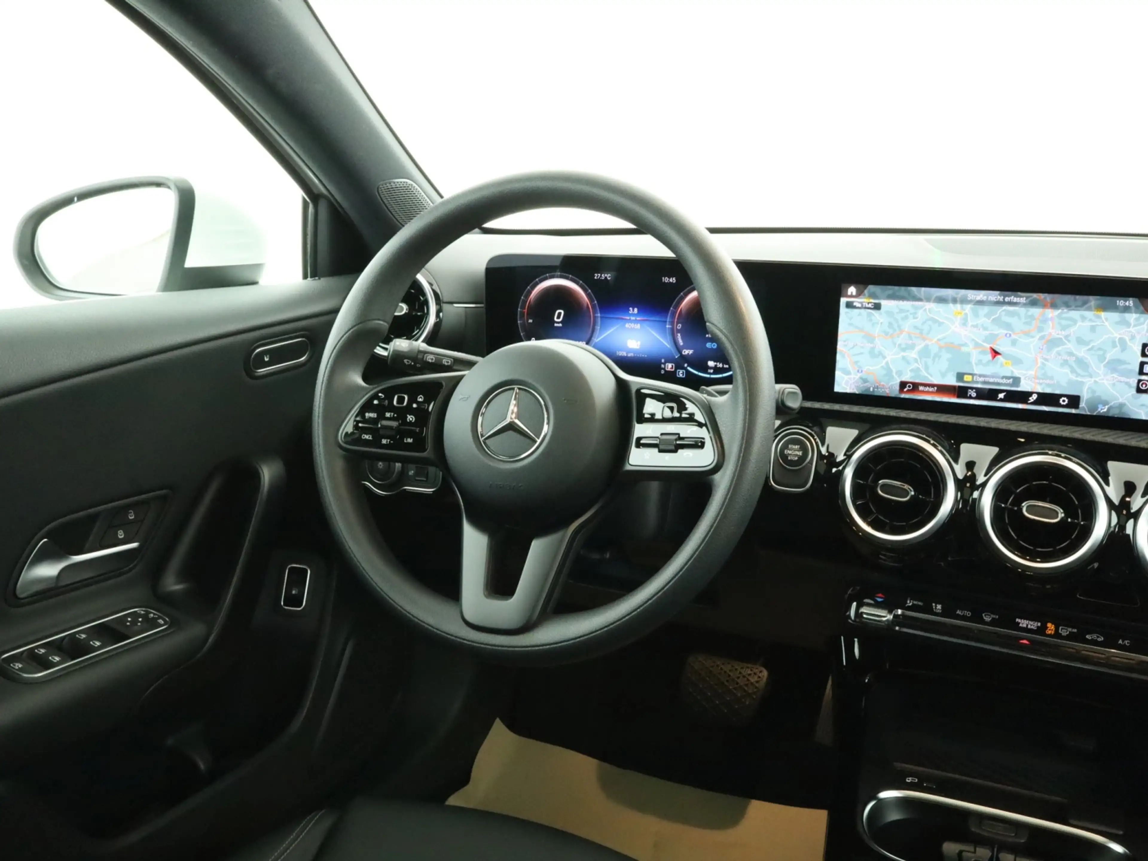 Mercedes-Benz A 250 e *Panorama*AHK*Multibeam*PTS*Kamera*Navi* — photo 10