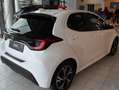 Toyota Yaris Yaris 1,5 VVT-i Hybrid Active Drive Safety Paket! Weiß - thumbnail 3