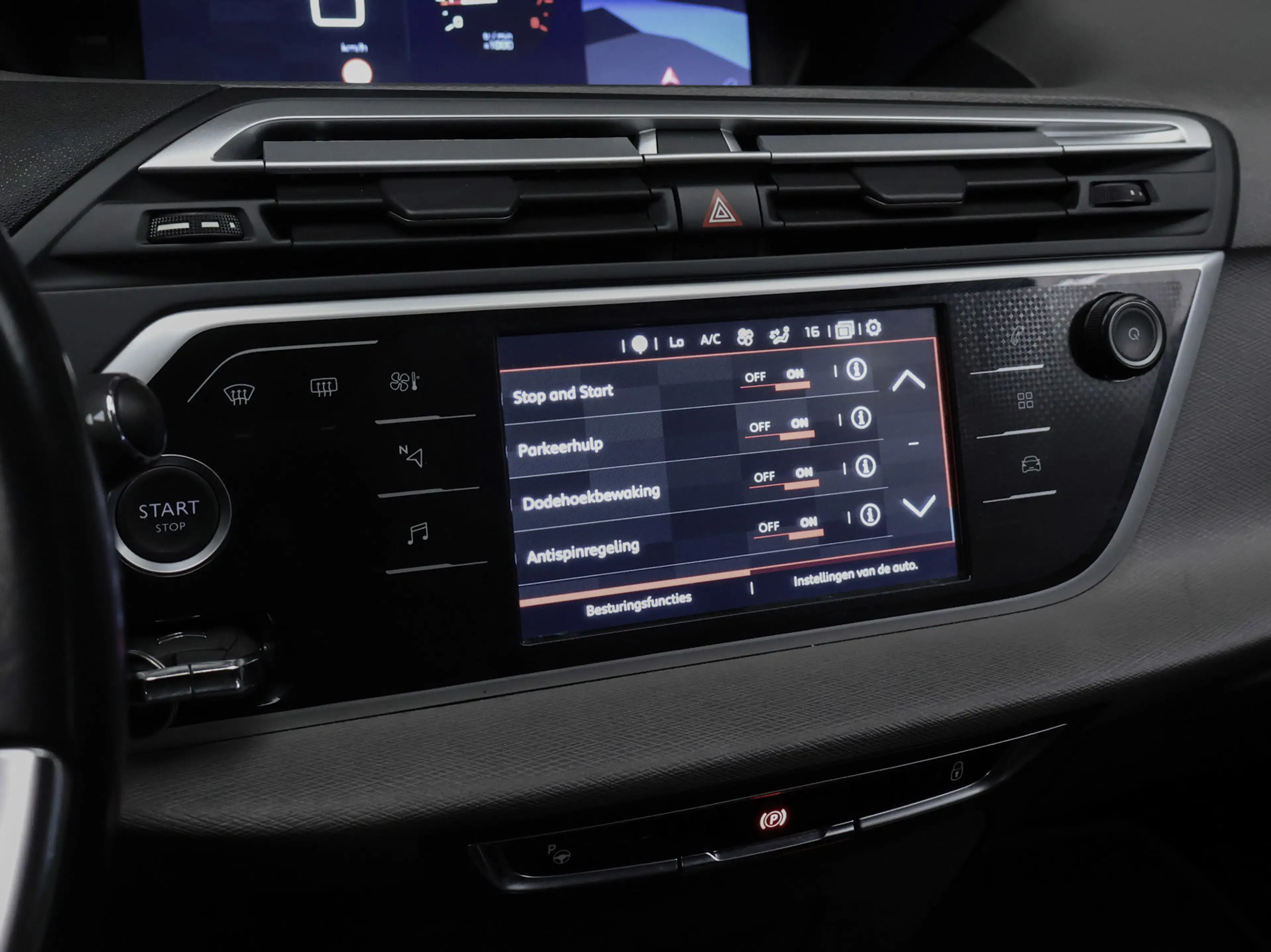 Citroen Grand C4 SpaceTourer 1.2 PureTech Shine Sport (APPLE CARPLAY,NAVI,CAMER — photo 20