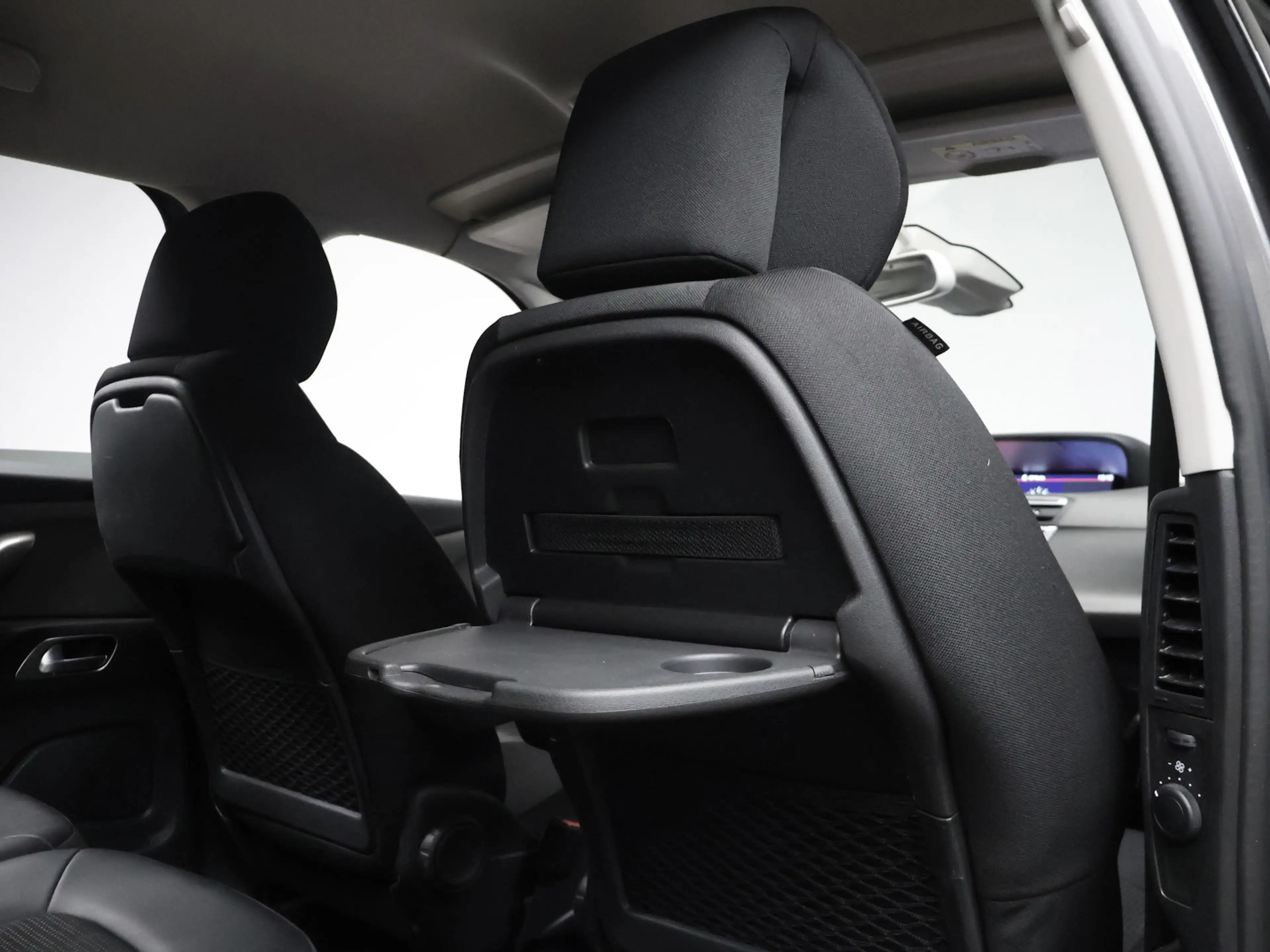 Citroen Grand C4 SpaceTourer 1.2 PureTech Shine Sport (APPLE CARPLAY,NAVI,CAMER — photo 30