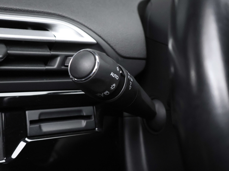 Citroen Grand C4 SpaceTourer 1.2 PureTech Shine Sport (APPLE CARPLAY,NAVI,CAMER — photo 8