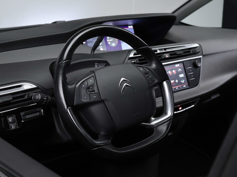 Citroen Grand C4 SpaceTourer 1.2 PureTech Shine Sport (APPLE CARPLAY,NAVI,CAMER — photo 24