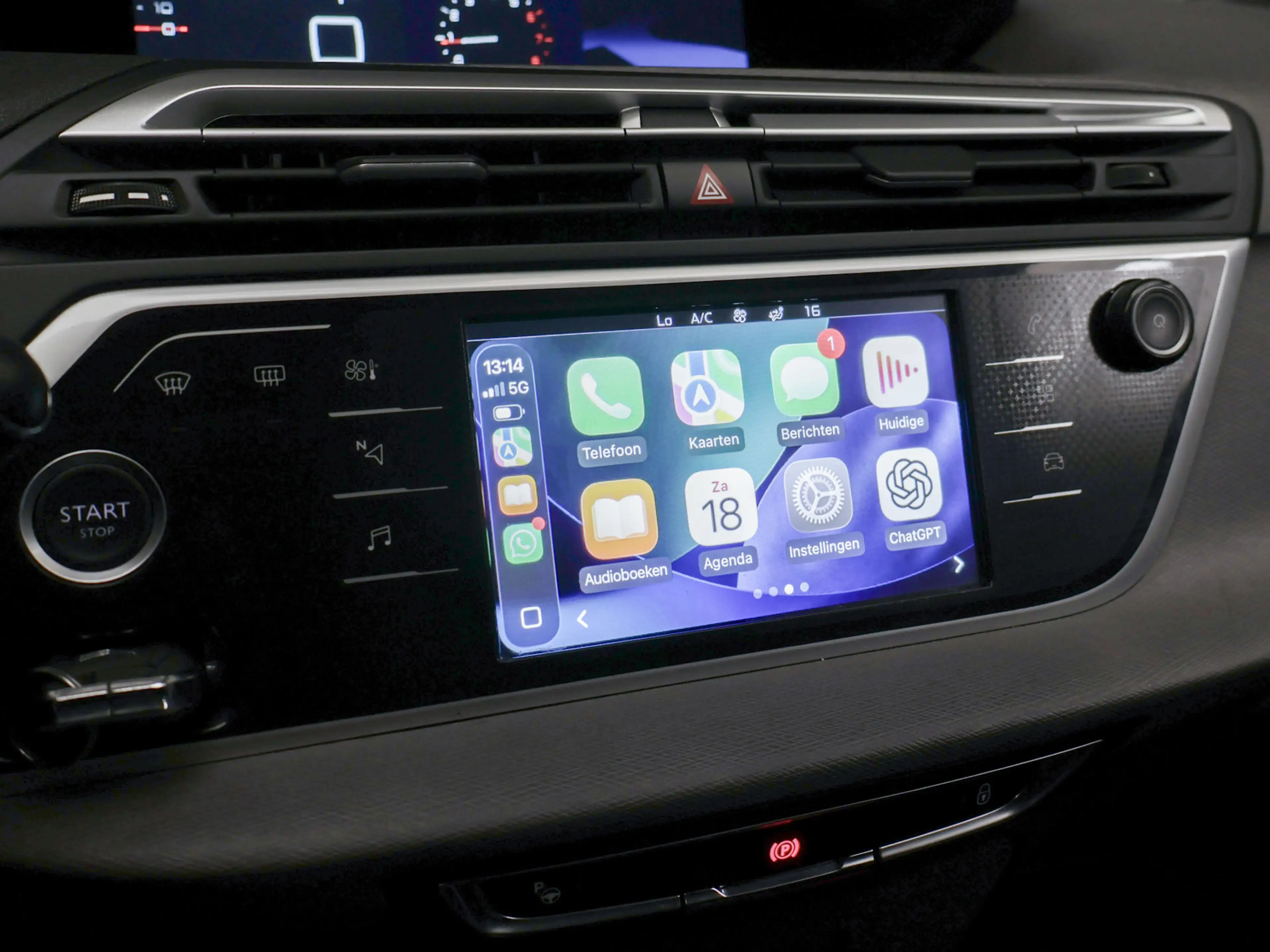 Citroen Grand C4 SpaceTourer 1.2 PureTech Shine Sport (APPLE CARPLAY,NAVI,CAMER — photo 2