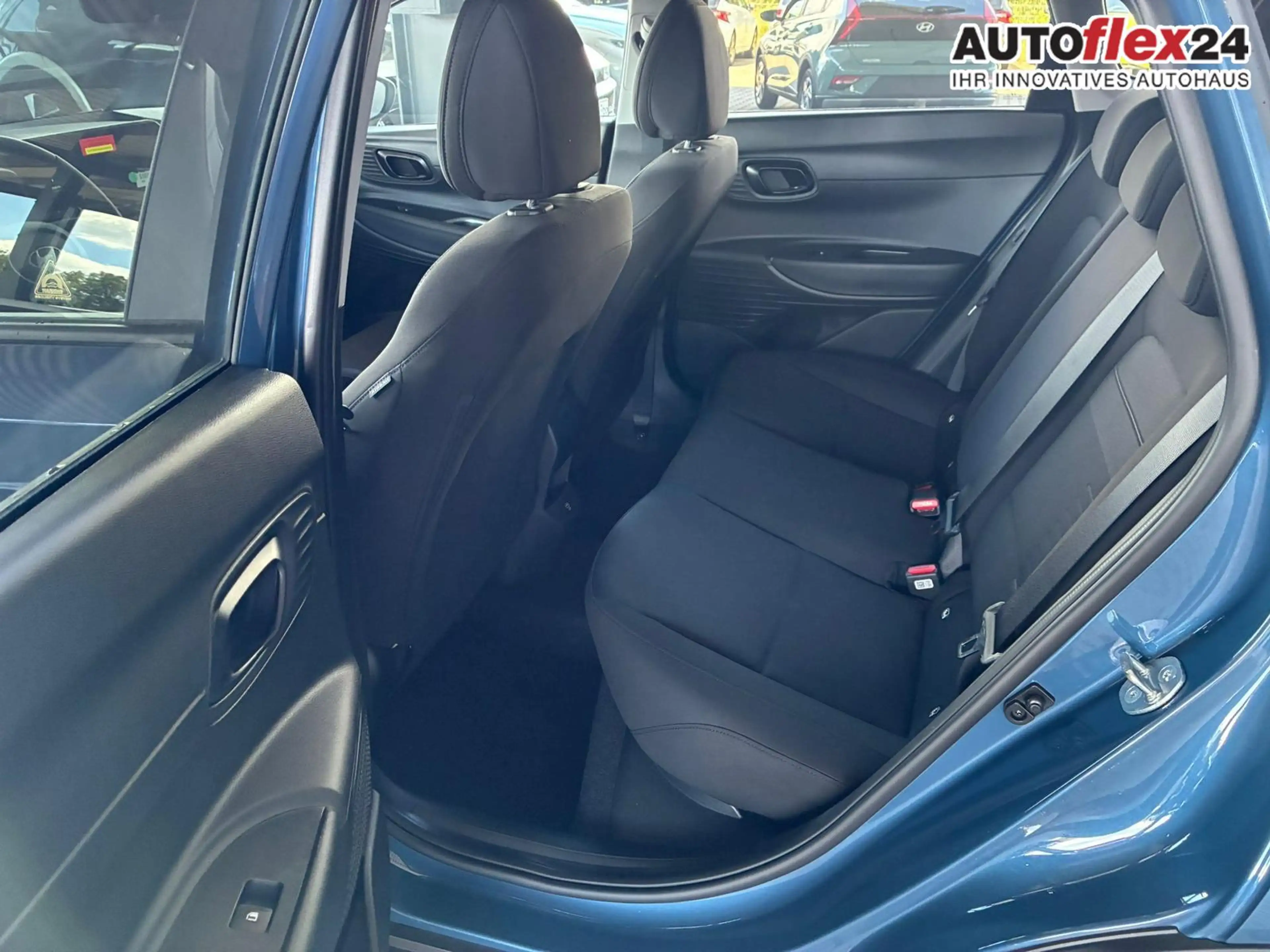 Hyundai BAYON Comfort Plus 1.2 MPI / Navi PDC m. Kamera Klima... — photo 5