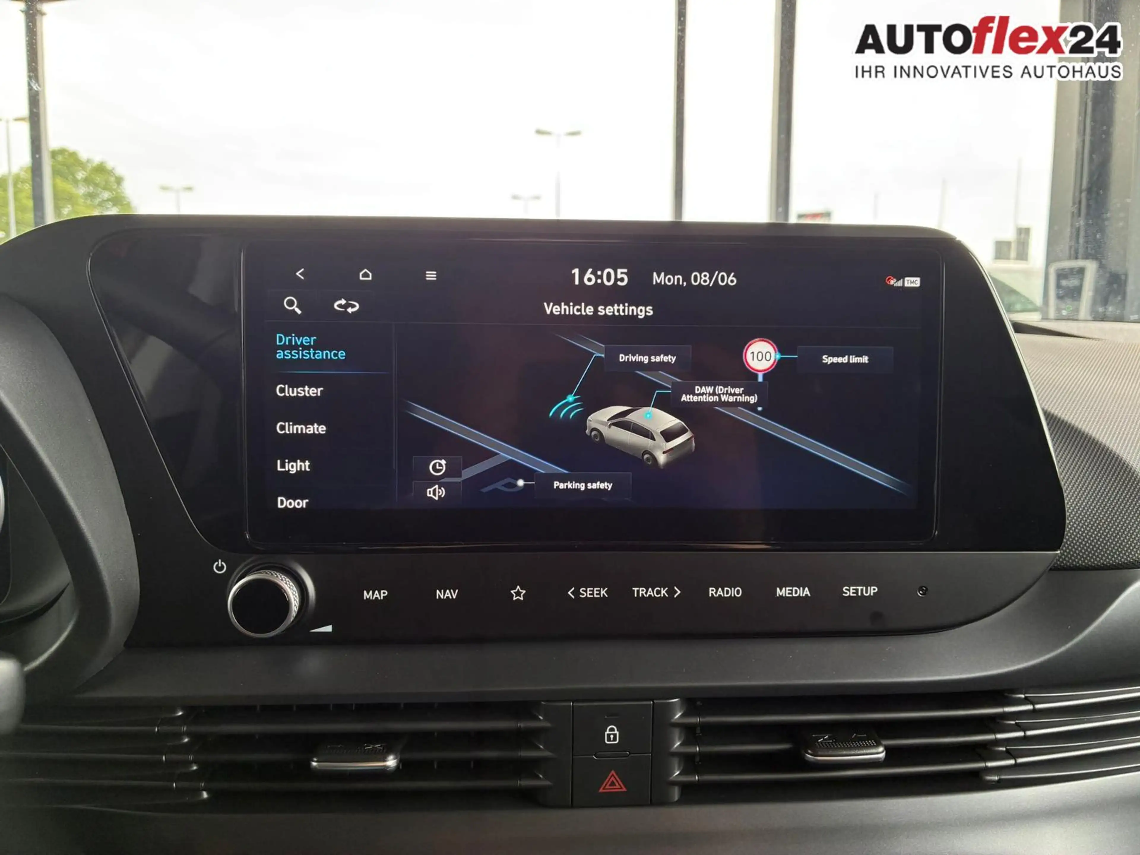 Hyundai BAYON Comfort Plus 1.2 MPI / Navi PDC m. Kamera Klima... — photo 13