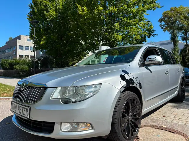 2012 Skoda Superb in Grey for sale