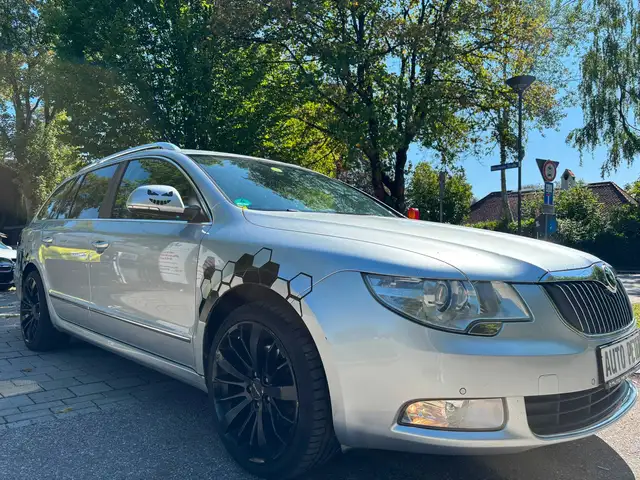 Skoda Superb view 9