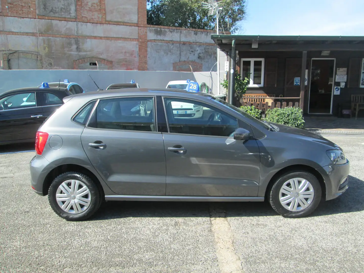 Volkswagen Polo Polo 5p 1.0 mpi Trendline 60cv Gris - 2
