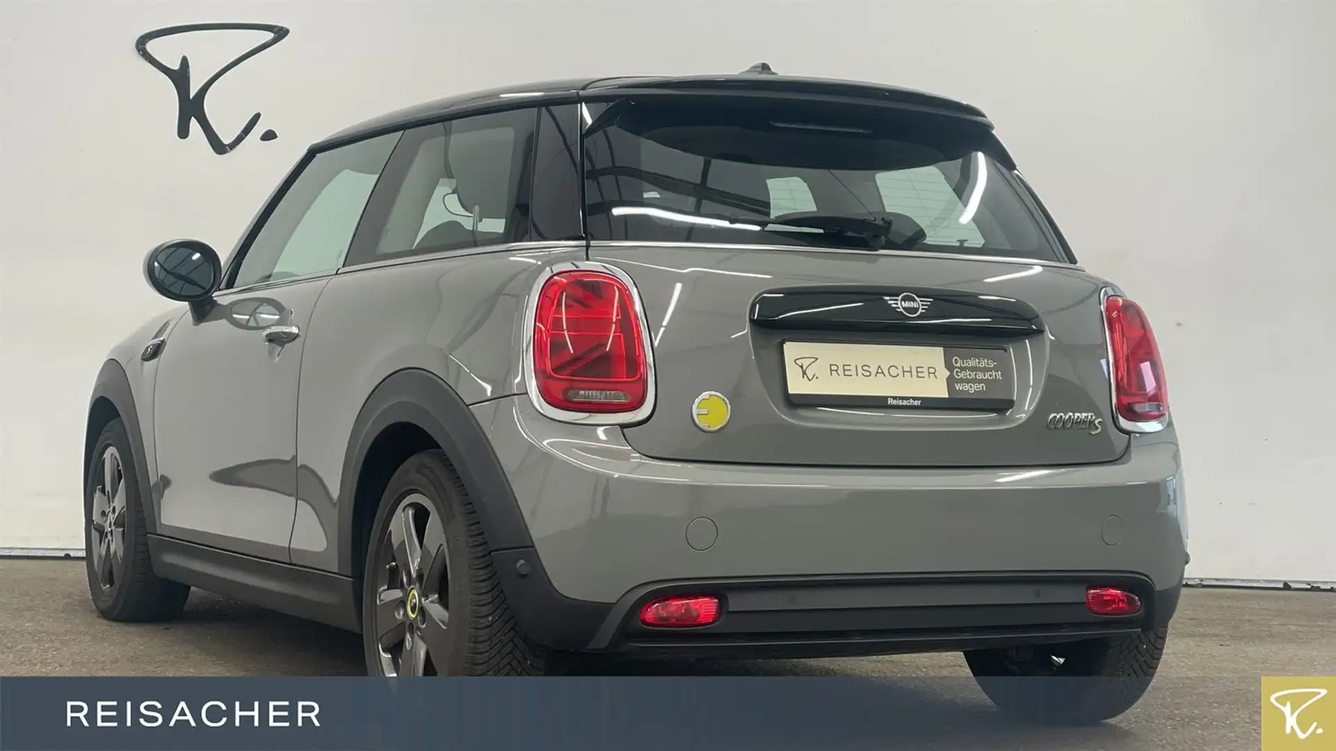 MINI Cooper SE Essential Trim PDC Navi LED DAB 16" LM Grau - 2